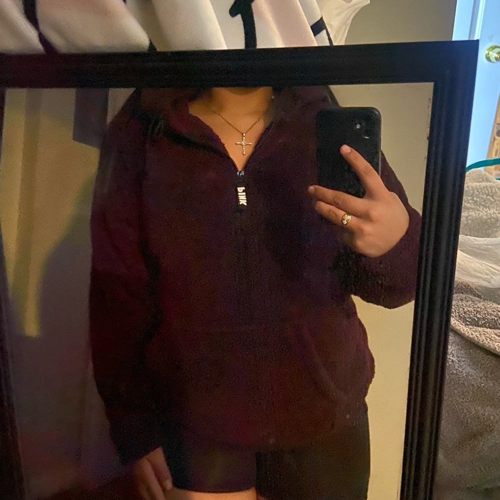 Women's Burgundy Pullover Top